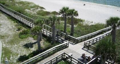 Newly Listed 1st Floor ground level Condominium, 2 Bed, 2 Bath Unit 10-101.