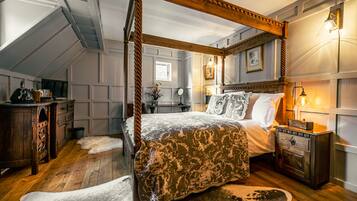 Double Room (The Chamber) | Bed sheets