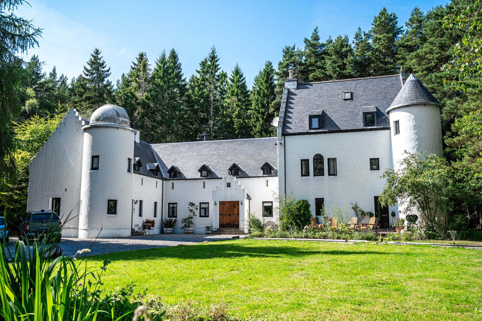 المنشأة من الخارج