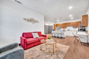 Smart-tv en een open haard