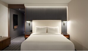 Standard Room, 1 King Bed | 1 bedroom, Egyptian cotton sheets, premium bedding, pillowtop beds