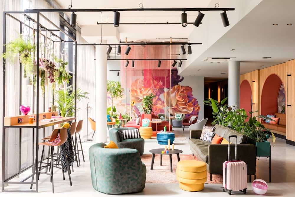 Moxy Paris Val D’Europe