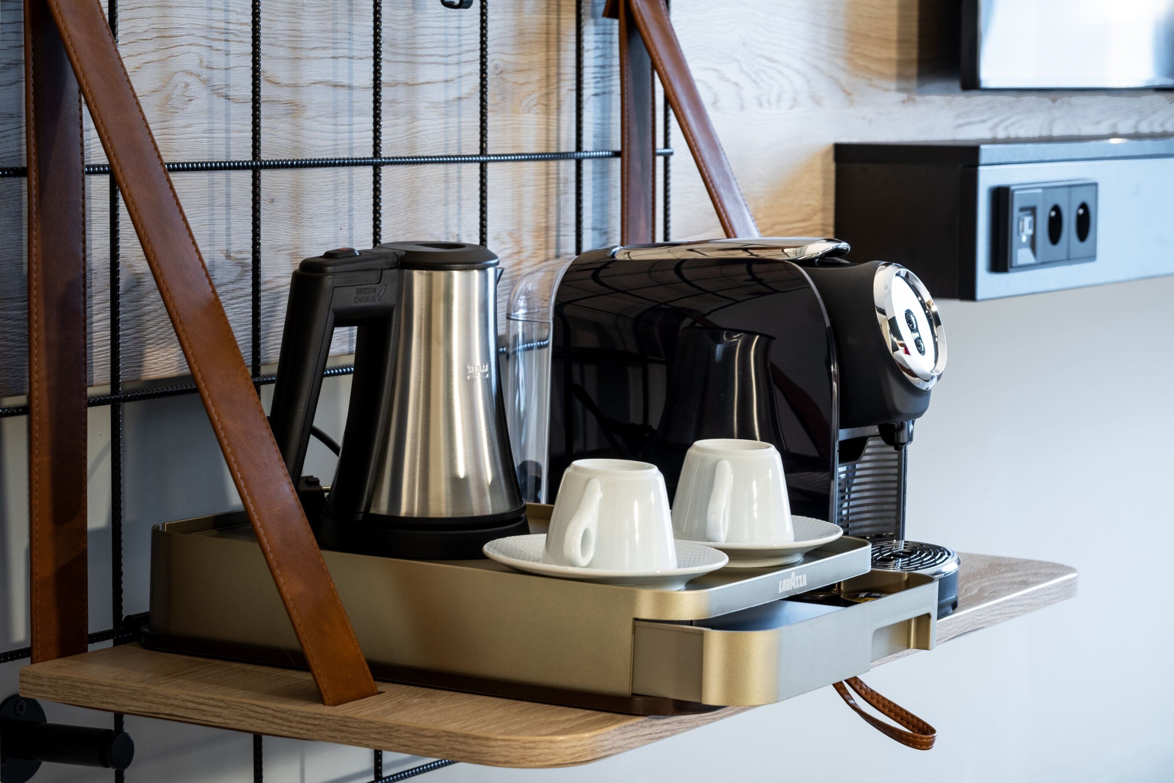 premium room, 1 queen bed, non smoking | 1 bedroom, desk, laptop workspace, blackout curtains