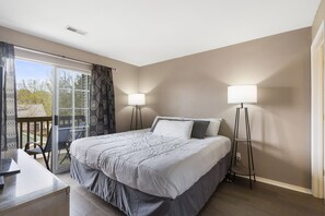 Condo, Multiple Beds, Kitchen, Garden View | 2 bedrooms, free WiFi, bed sheets - Lounging on the Lane (Branson)