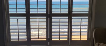 Williams Surf Side Ocean front & turtles condo 2 king BR in Ormond Beach FL
