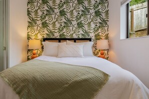 2 slaapkamers, een bureau, wifi, beddengoed