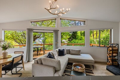 Whidbey Island A-Frame 2BR | Beach Access | Sauna