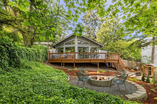 Gather around the fire pit for cozy nights and sweet s’mores under the stars.
