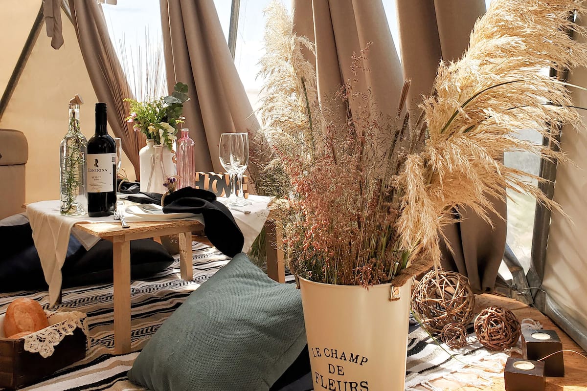 Décoration personnalisée, ameublement personnalisé, draps fournis