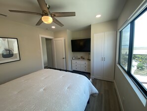 1 soverom, strykejern/-brett, wi-fi (inkludert) og sengetøy