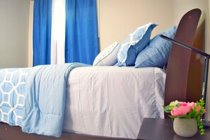 2 Schlafzimmer, Schreibtisch, Bügeleisen/Bügelbrett, kostenloses WLAN