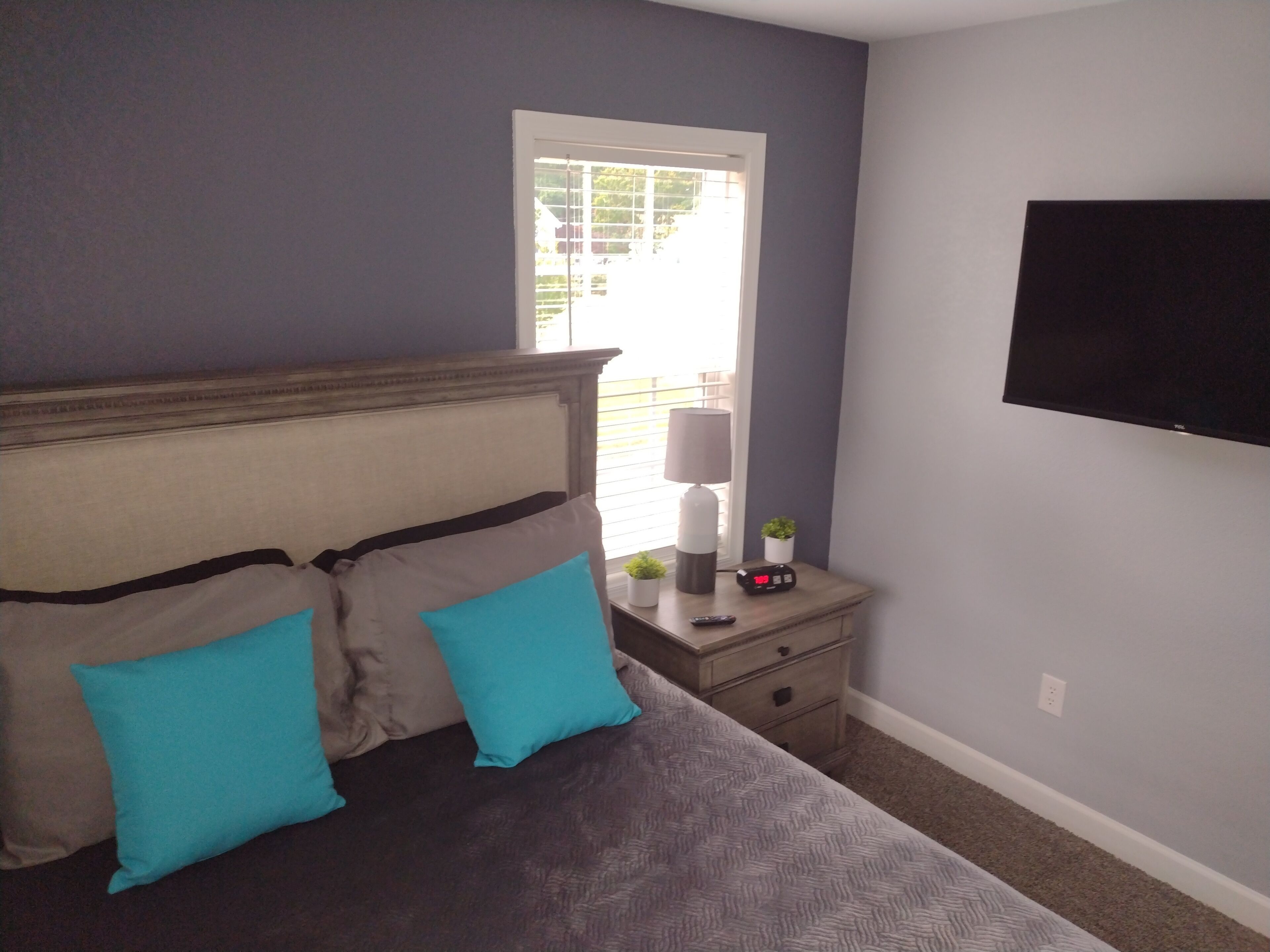 2 habitaciones, tabla de planchar con plancha y wifi gratis 