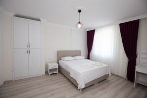 3 bedrooms, WiFi