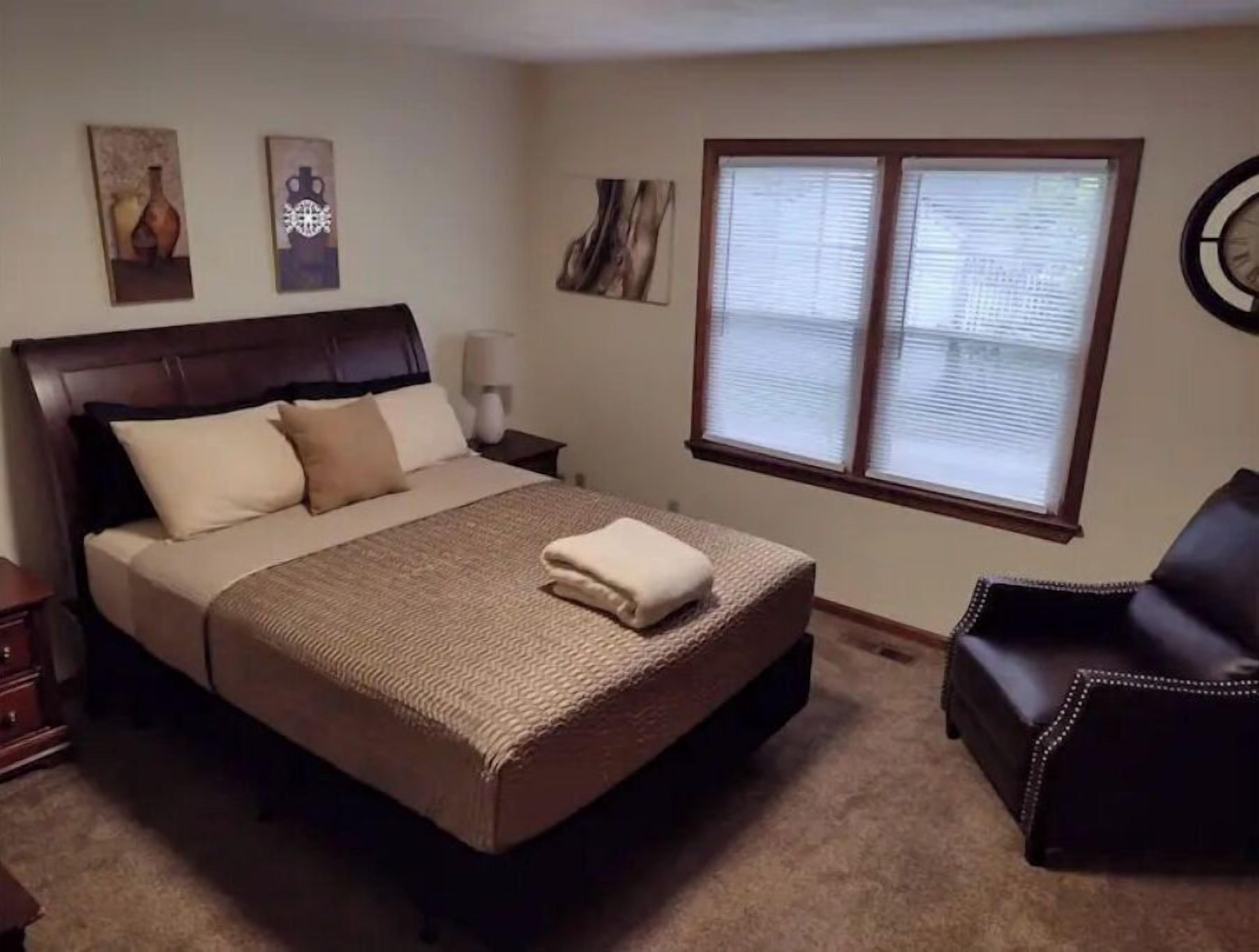 1 bedroom, iron/ironing board, free WiFi, bed sheets