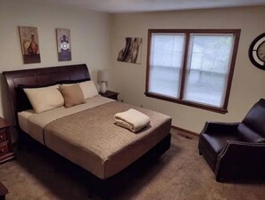 1 bedroom, iron/ironing board, free WiFi, bed sheets