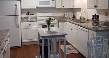 Park Ave Peacock in the heart of Cleveland TN