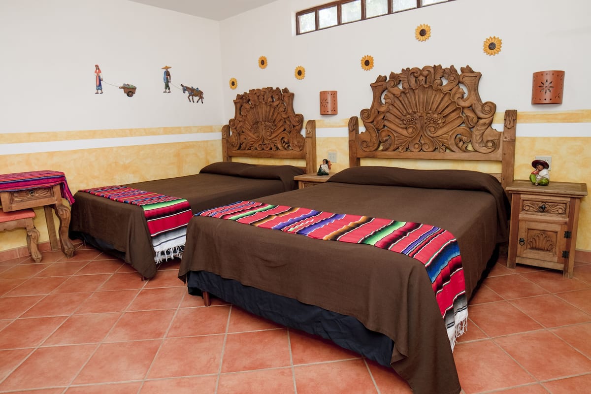 Superior Double Room | Iron/ironing board, bed sheets