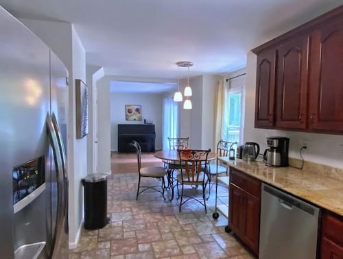 Highland Comfort - Private Peaceful Retreat