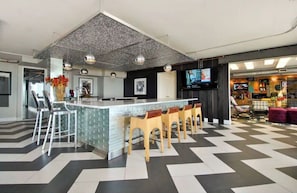酒吧(店内)