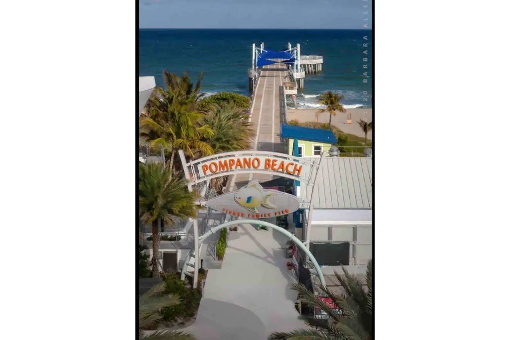 In Strandnähe, Liegestühle, Strandtücher