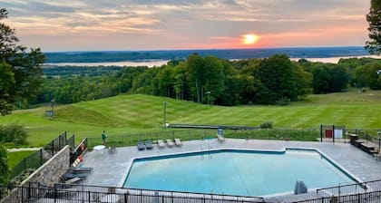 New âïž 3 Bed Schuss Mountain Condo w/Pool Access