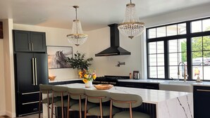 茶具/咖啡用具、冰箱、微波炉、烤箱