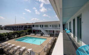 Exterior - Dolphyn Motel (Hampton)