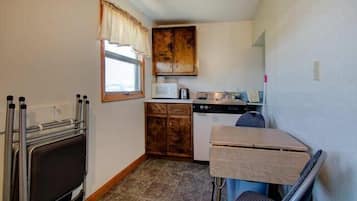 Kamar Deluks, 2 Tempat Tidur Double | Dapur kecil pribadi | Mesin pembuat kopi/teh