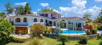 Esencia Española. Stunning Luxury in a Private Compound