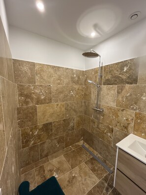 Towels, toilet paper