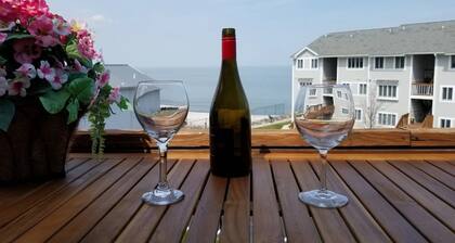 Lakeside Retreat- Lake Erie