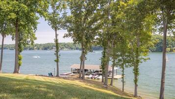 Liegestühle, Strandtücher