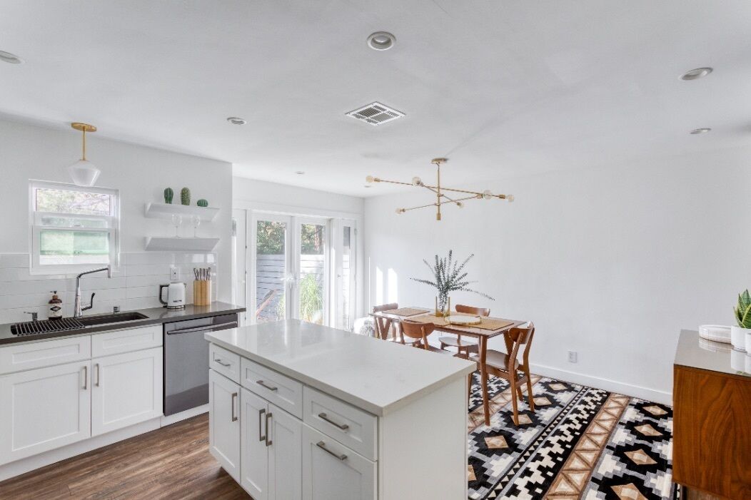Stylish, European design, modern luxury home - completely private