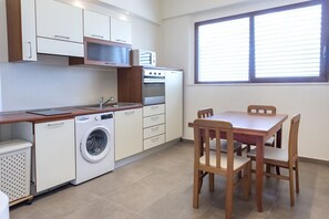 Dining - C006 - Camerano, new three-room apartment with garden (Camerano)