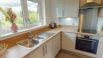 Fridge, microwave, oven, dishwasher