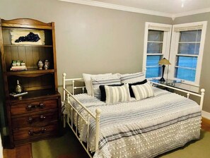 3 Schlafzimmer, Bügeleisen/Bügelbrett, kostenloses WLAN, Bettwäsche