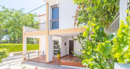 #047 Almond Tree by Home Holidays