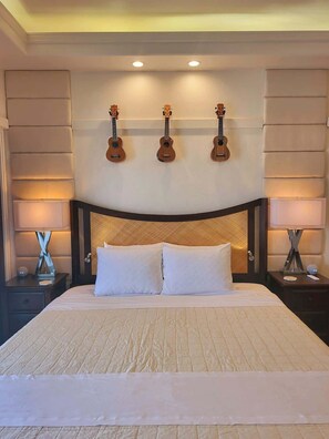 Skrivbord, strykjärn/strykbräda, wi-fi och sängkläder