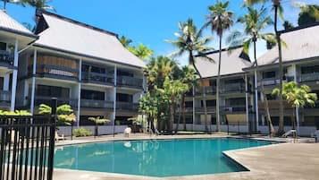 Outdoor pool, a heated pool