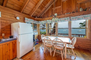 Dining - Bay-View. Waterfront Log cabin on the bay. Pet Friendly.  (Harpswell)