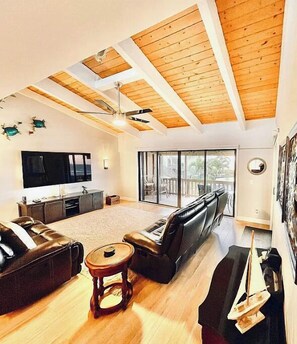 Smart TV - Hutchinson Island Oceanfront Condo Steps to the Beach from Unit (Stuart)