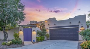 Exterior - La Quinta-Old Town LQ, Private Pool Home Just a 5-minute walk to Old Town (La Quinta)