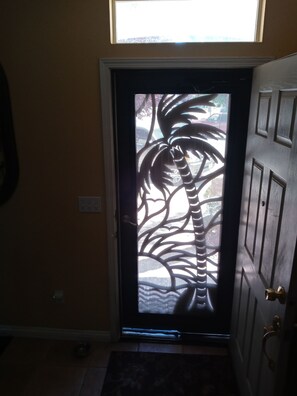 Interior - An Elegant Executive/Corporate Residence (Sacramento)