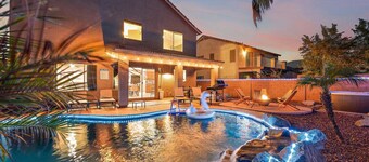 Desert Oasis Amazing Pool/Waterfall/Firepit/Office