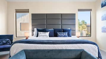 4 camere, una scrivania, ferro/asse da stiro, culla da viaggio