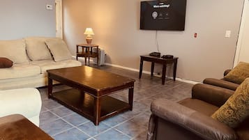 Una Smart TV, libros