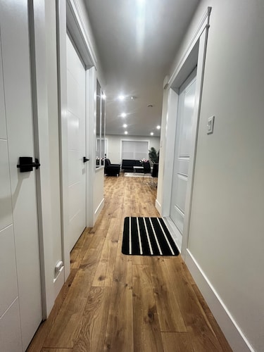 City Center Modern Apartment