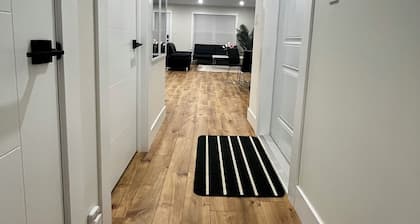 City Center Modern Apartment