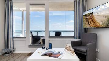 Fernseher, Stereoanlage