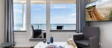 Télévision, chaîne hi-fi